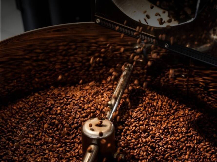 Should Your Cafe Roast Its Own Coffee